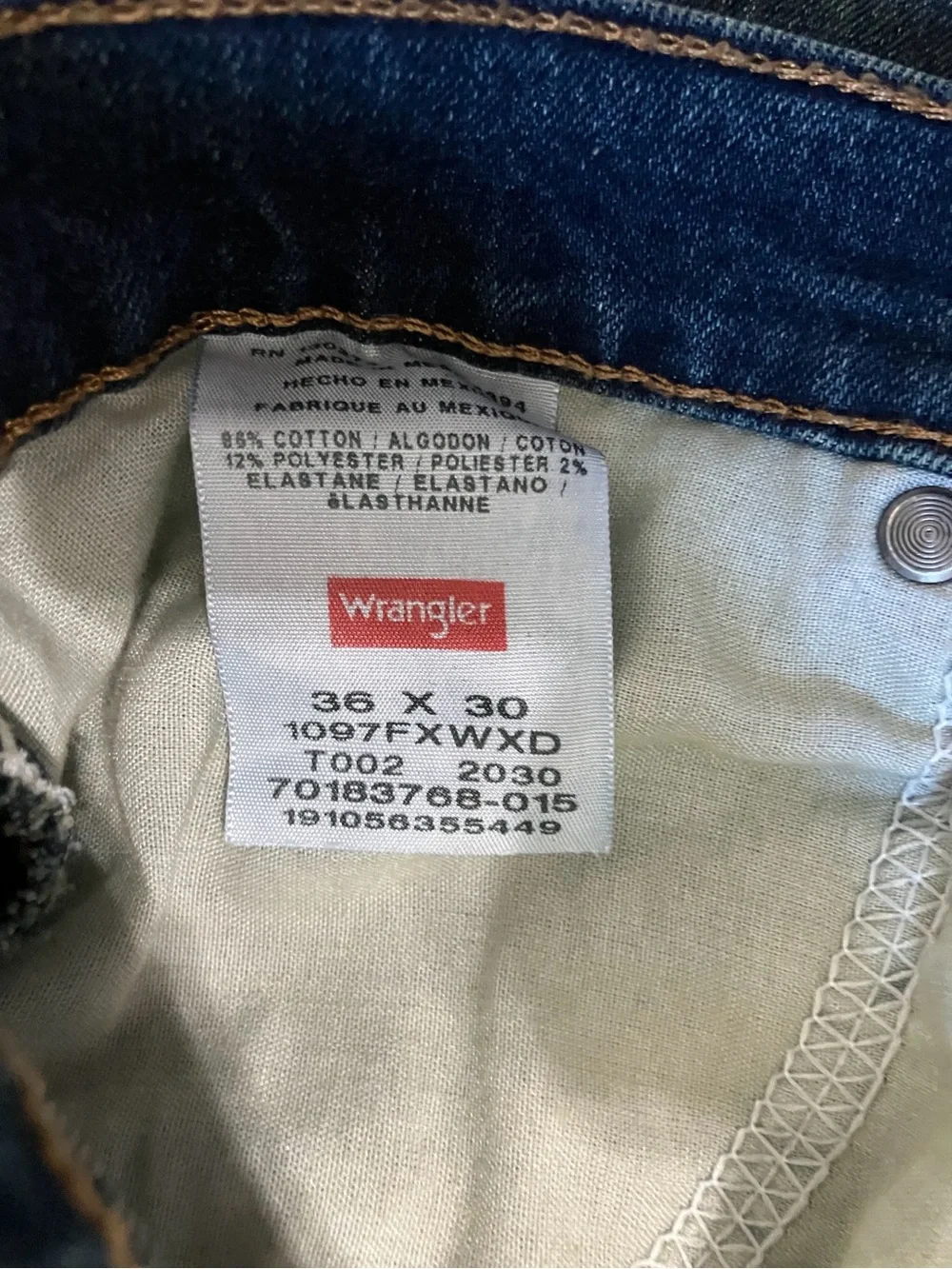 Wrangler Straight-Leg Dark Blue Denim Jeans